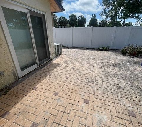 3rd image of 5005 Candywood Ct
