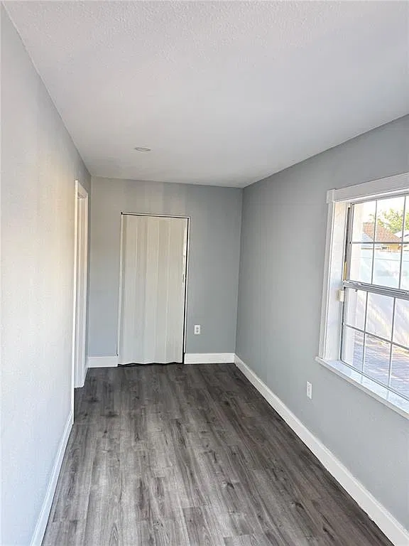 1 bed, 1.0 bath, 900 sqft, $1,200 — Photo 4
