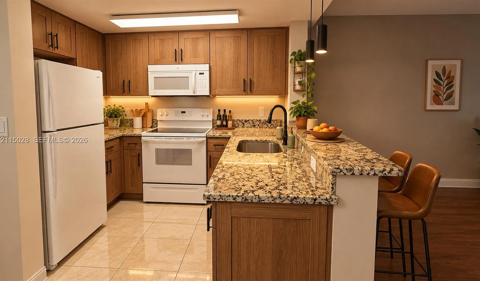 Coral Pointe — Photo 2