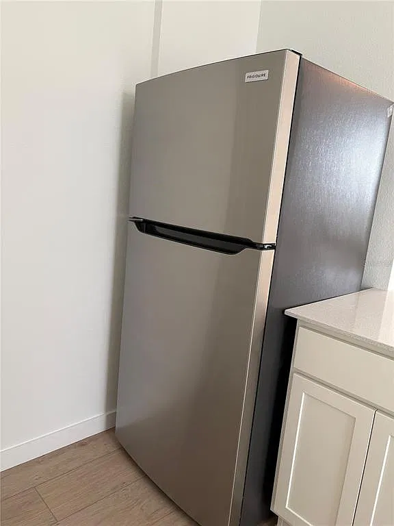 1 bed, 1.0 bath, 1200 sqft, $1,200 — Photo 2