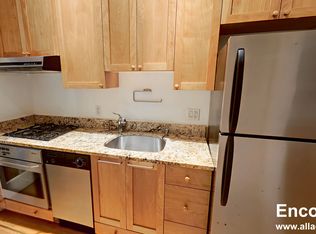 88 W Cedar St #C, Boston, MA 02114