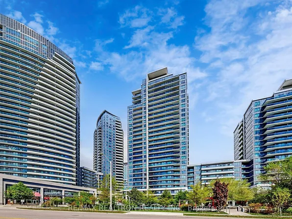 7161 Yonge St #Penthouse 15, Markham, ON L3T 0C8