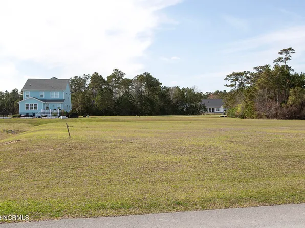 124 Whispering Pine Lane, Holly Ridge, NC 28445