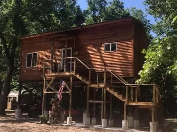 462436 Riverside Dr, Watts, OK 74964