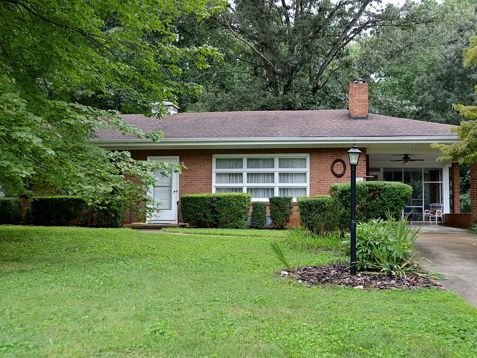 1st image of 1405 Brookville Ln