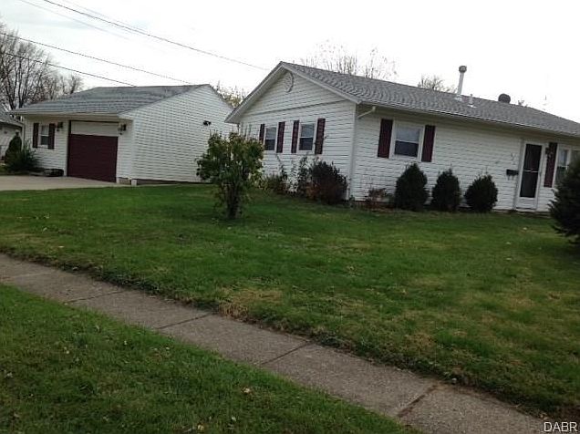 2nd image of 427 Sheelin Rd