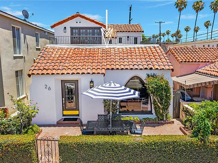 26 La Verne Ave — Photo 1