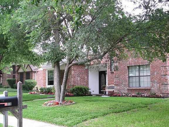 2nd image of 1312 Lufkin Dr