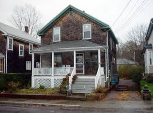 12 Vaughan Ave, Newport, RI 02840