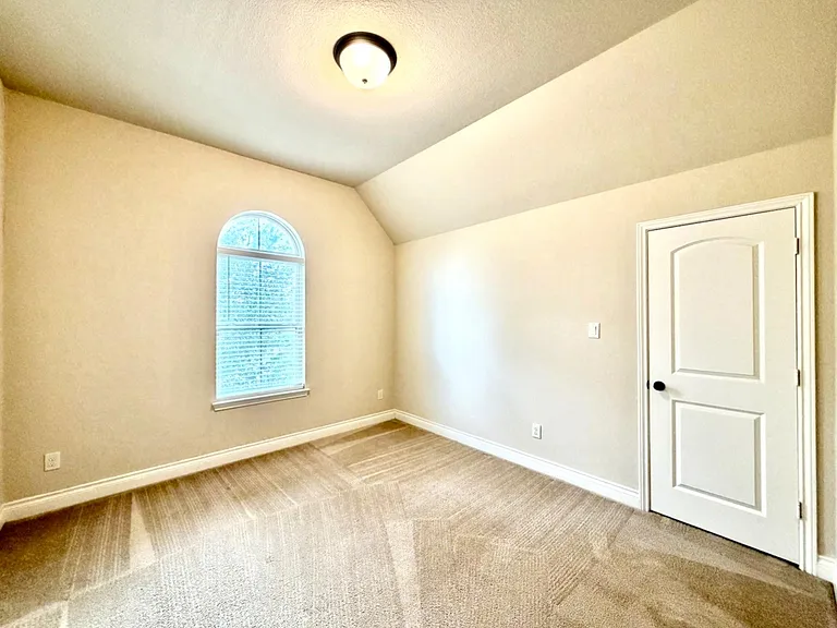 11006 Glenrothers Dr — Photo 8