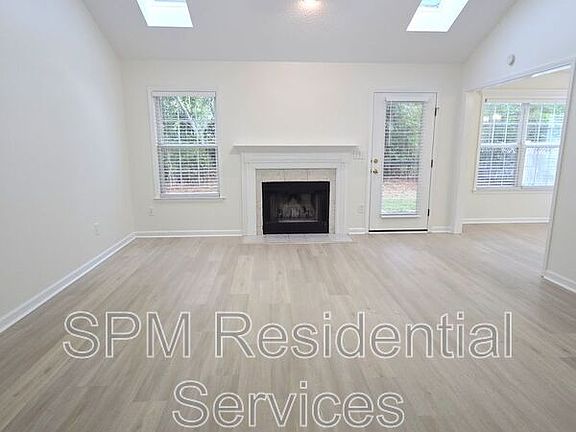 3rd image of 5005 Woods Edge Rd