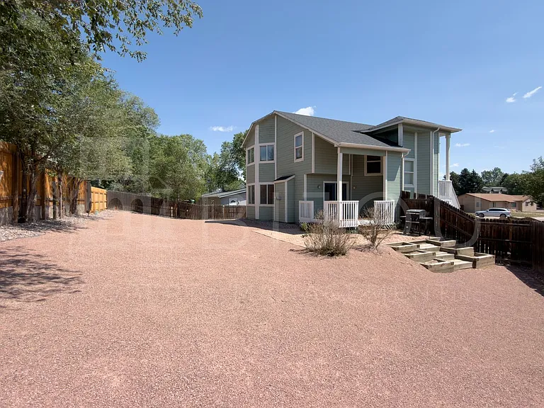 5545 Chad Ct — Photo 14