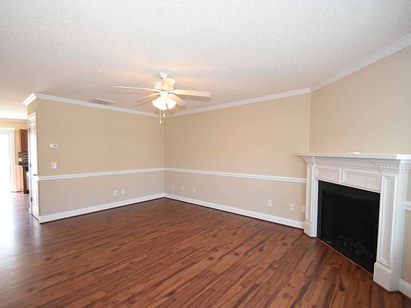 2nd image of 108D Chandler Dr