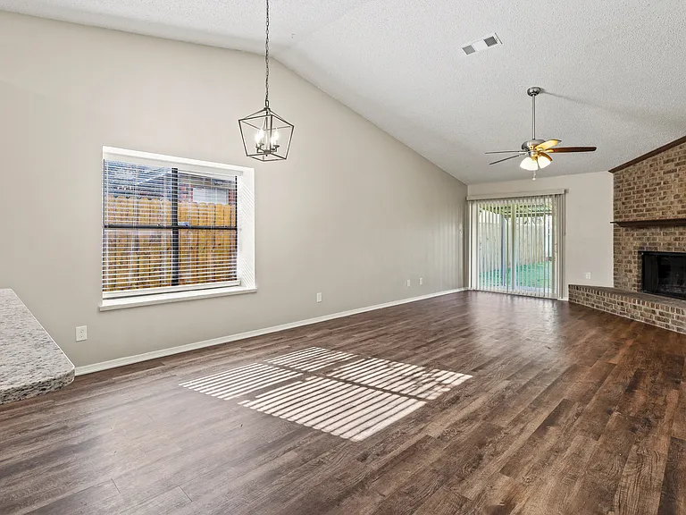 1705 Dynasty Dr — Photo 4