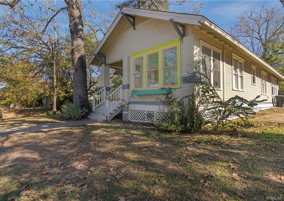 1st image of 2701 Gilbert Dr