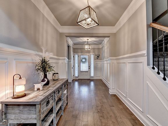 4th image of 47 Emmaline Ln