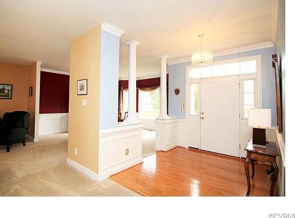 3rd image of 9096 Lunette Ln