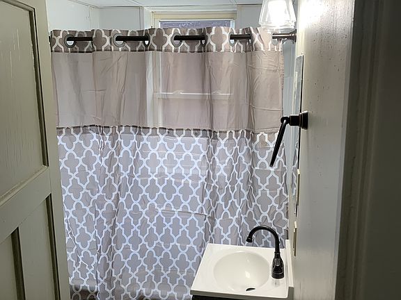 3rd image of 1302 N 4th St #1