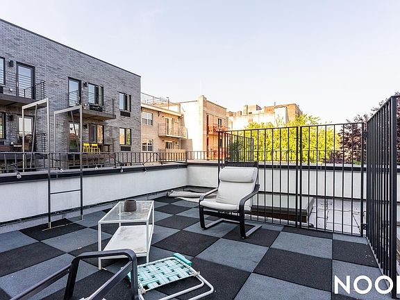 2nd image of 90 Manhattan Ave #2K