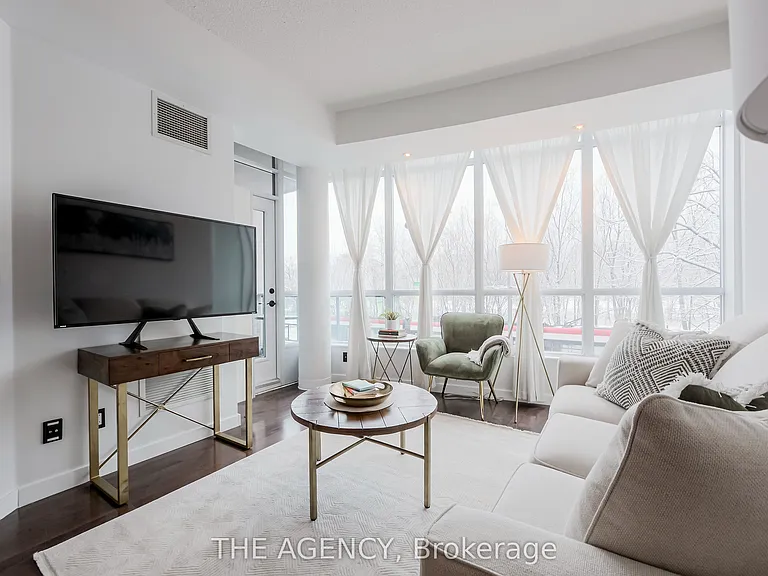 219 Fort York Blvd #208 — Photo 14