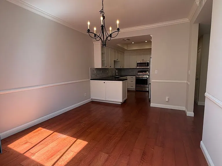 1734 N Verdugo Rd #6 — Photo 15