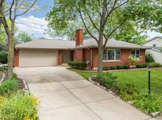 1226 62nd St, Downers Grove, IL 60516