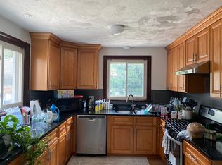 157 Beacon St #1, Somerville, MA 02143