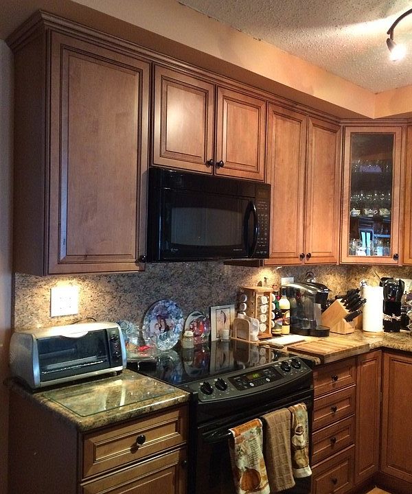 1st image of 725 Miller Ave