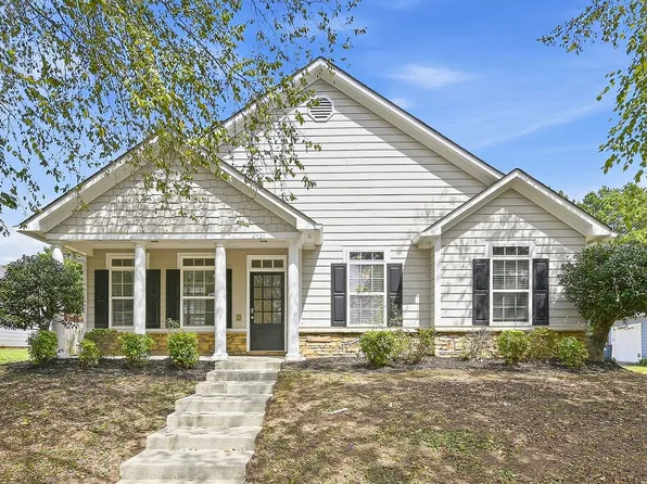 295 Monarch Village Way, Stockbridge, GA 30281