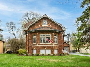 285 Nuttall Rd, Riverside, IL 60546