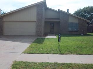 5737 Duke St, Lubbock, TX 79416