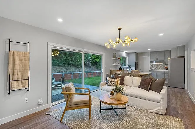 8 Cherry Hills Ct — Photo 14