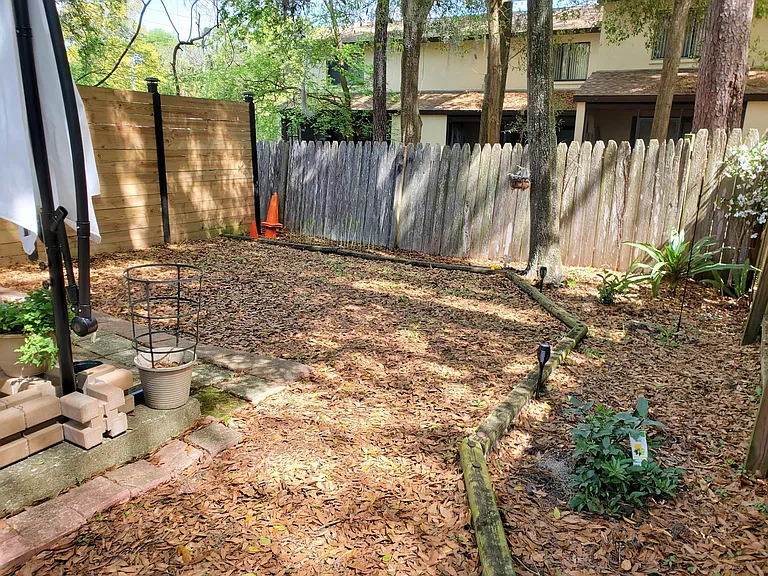 3417 SW 28th Ter #D — Photo 15