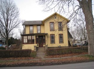 369 Fulton St, Sayre, PA 18840