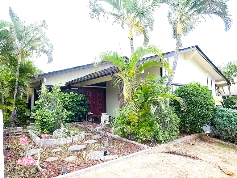 98-1655 Piki St — Photo 1