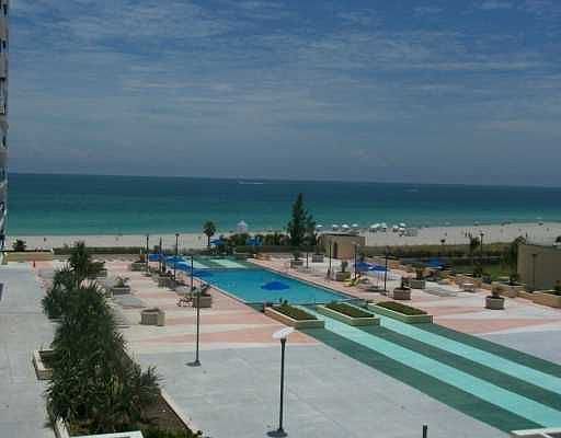 4th image of 2301 Collins Ave APT 1020