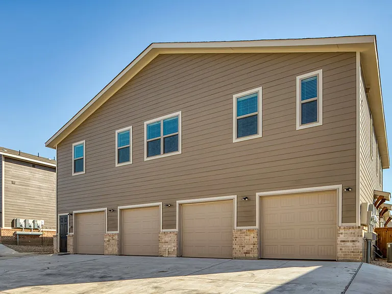 711 Harvest Moon Dr — Photo 17