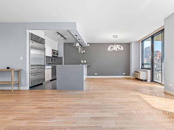 4th image of 111 E 30th St APT 7A