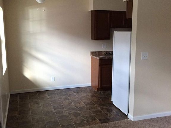 2nd image of 429 S Kentucky Ave