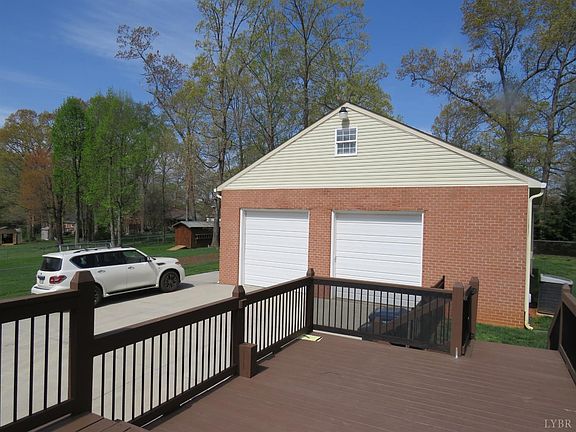 5th image of 116 S Lake Dr Lot 8