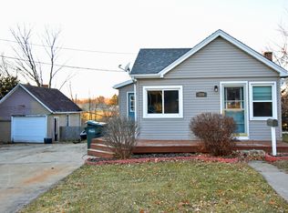 374 Fond Du Lac St, Waupun, WI 53963