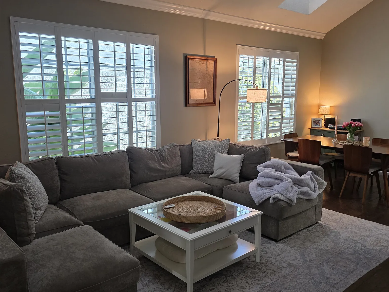 3 bed, 2.5 bath, 2010 sqft, $3,495 — Photo 3