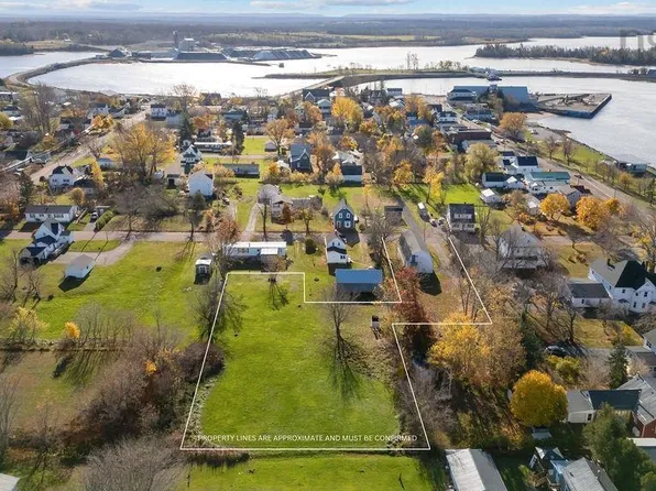 LOT Water St, Pictou, NS B0K 1H0