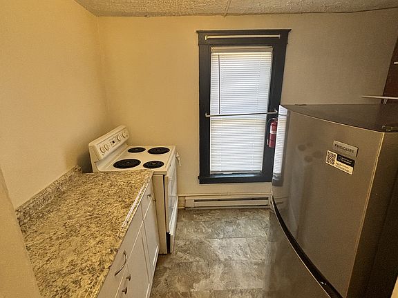 3rd image of 631 N Prince Street2nd Floor Ter