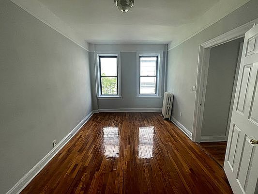 5th image of 35-10 35th St APT A32