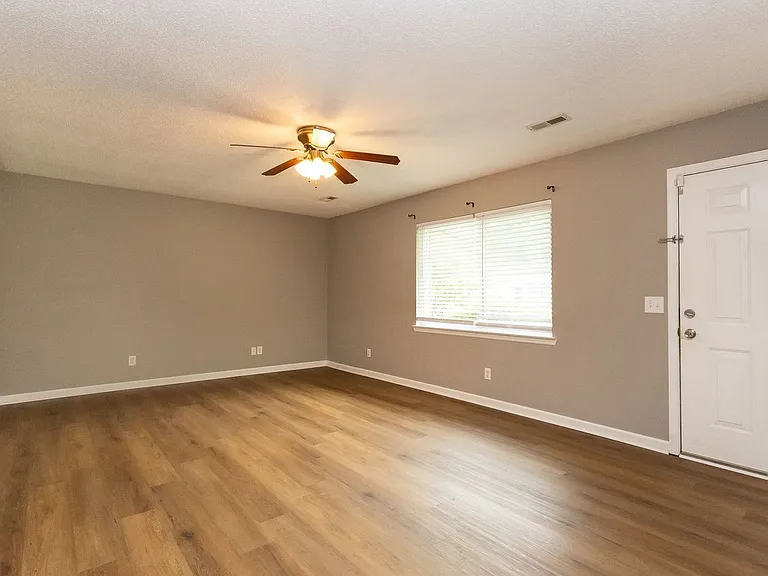 6080 Old Dayton Pike #A — Photo 5