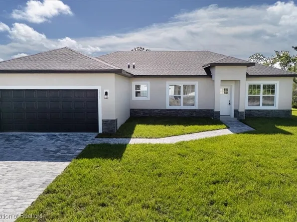 4859 San Ignacio Dr, Sebring, FL 33872