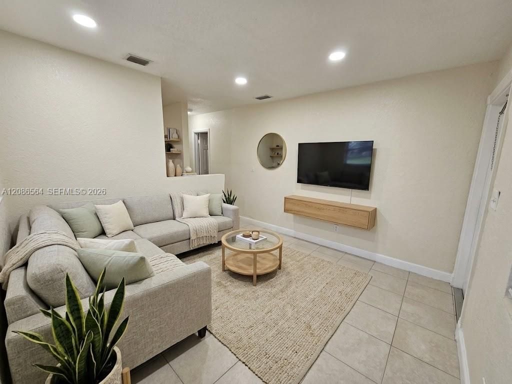 3036 NW 2nd St, photo 5