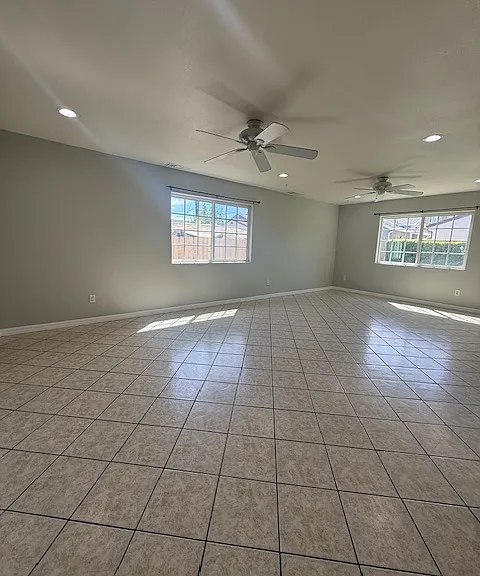 117 N Barbara Ave — Photo 6