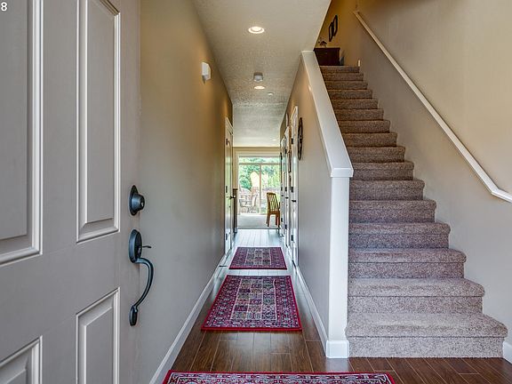 4th image of 235 N 33rd Ct